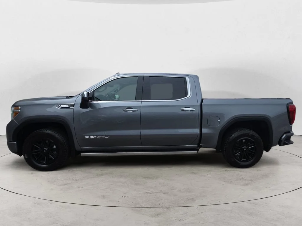 Used 2022 Gray GMC Denali image 8
