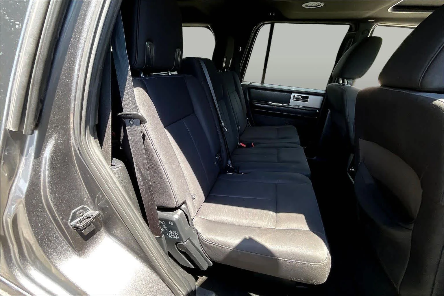 Used 2017 Magnetic Ford XLT image 21