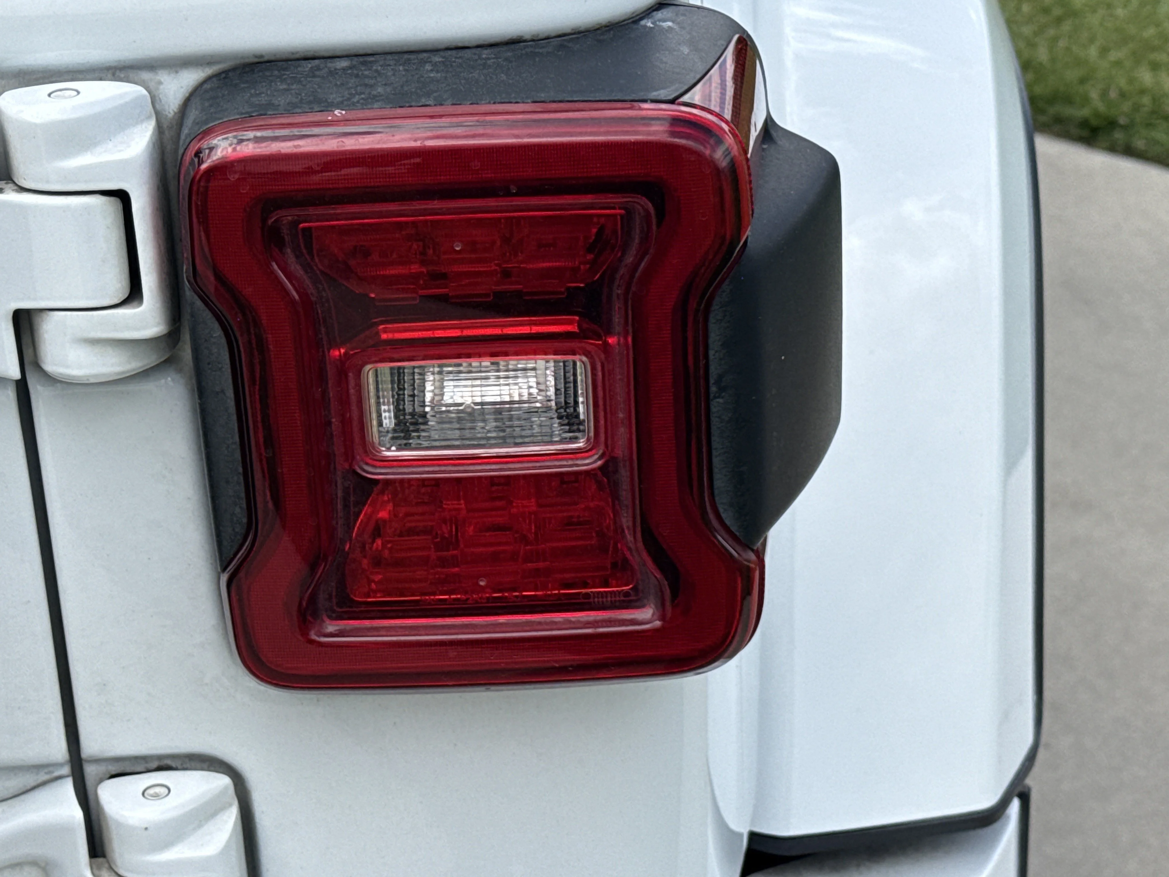 Used 2023 Bright White Clearcoat Jeep High Altitude image 11