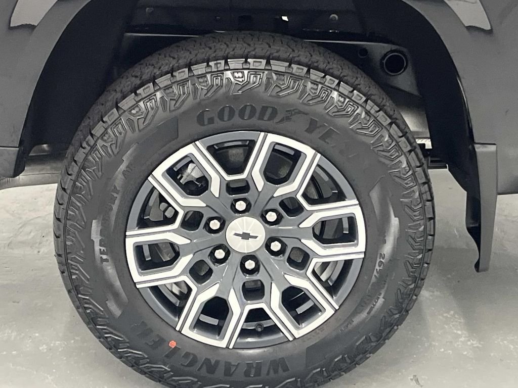 2026 Chevrolet Colorado Z71 - Photo 9