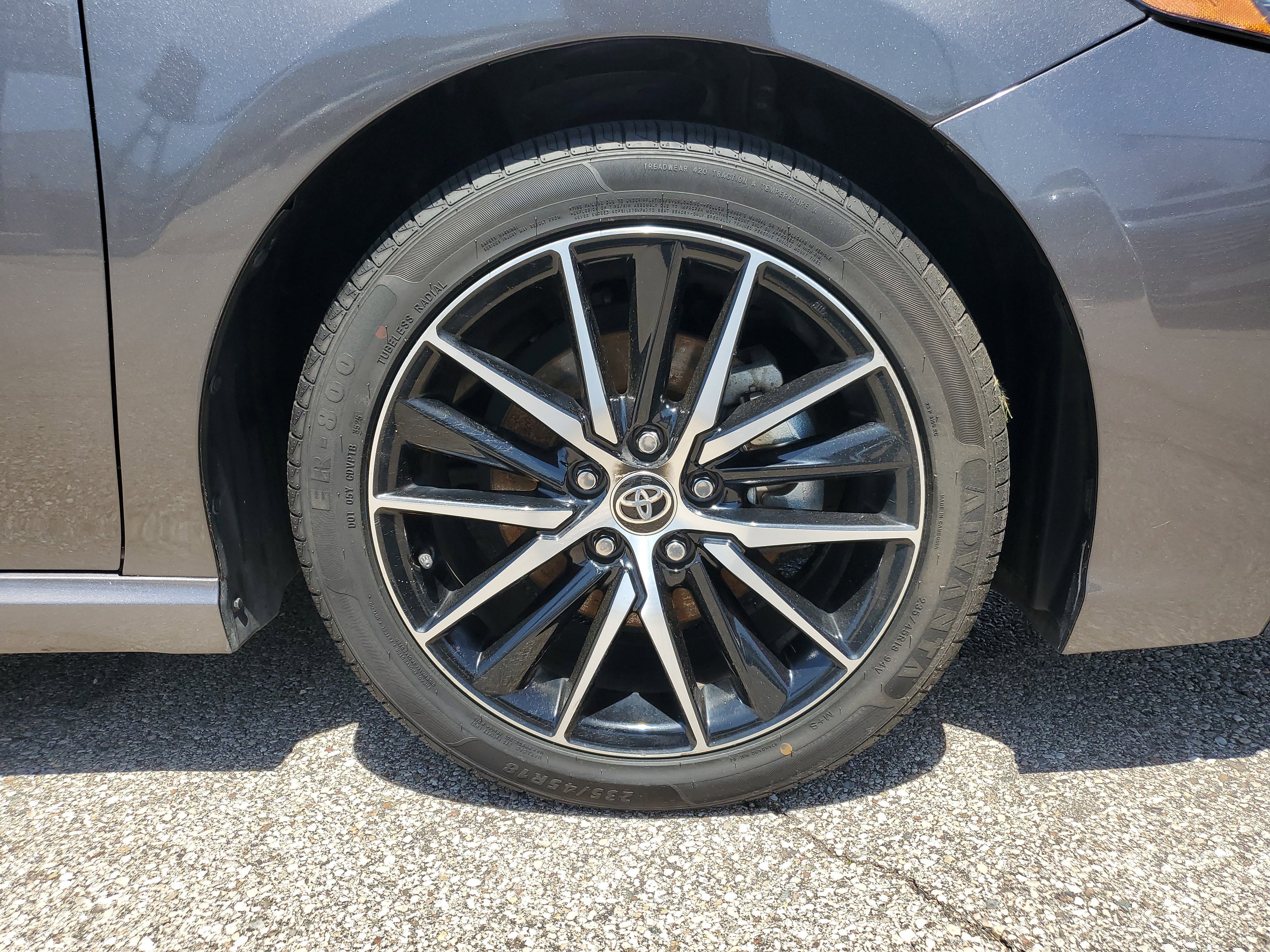 Used 2024 Gray Toyota SE image 5
