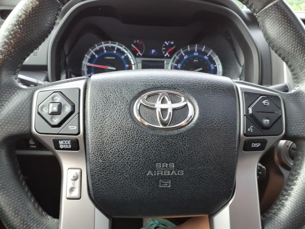 Used 2015 Magnetic Gray Metallic Toyota SR5 Premium image 17