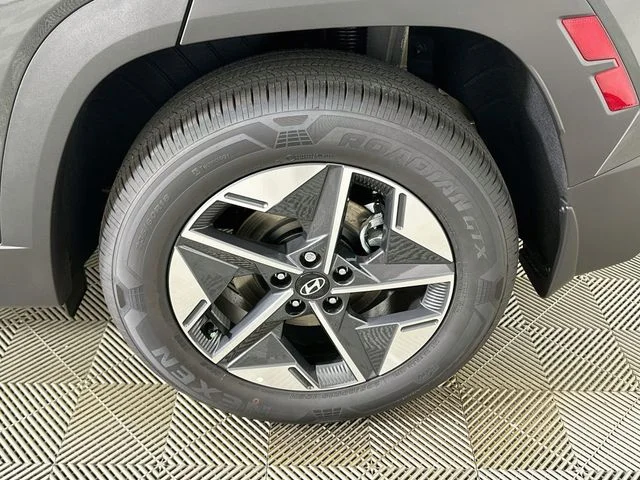 New 2026 Hyundai TUCSON HYBRID SEL