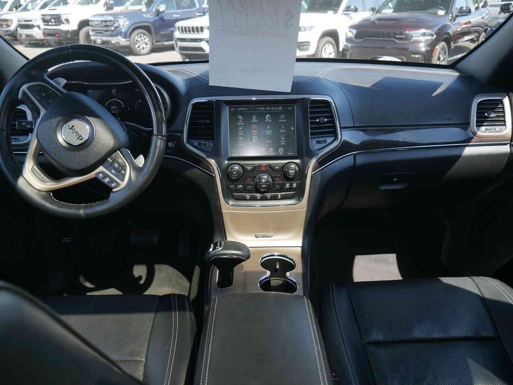 Used 2015 Black Jeep Overland image 4