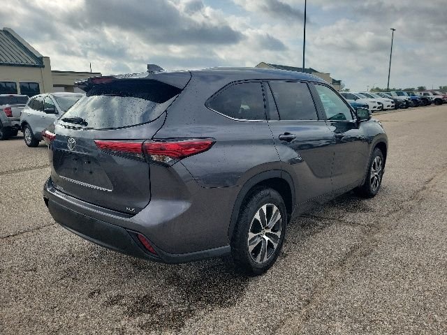 Used 2023 Magnetic Gray Metallic Toyota XLE image 22