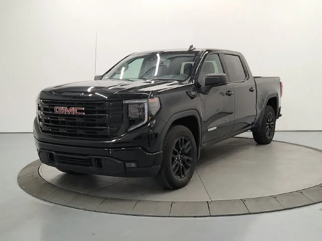 Used 2024 Onyx Black GMC Elevation image 4