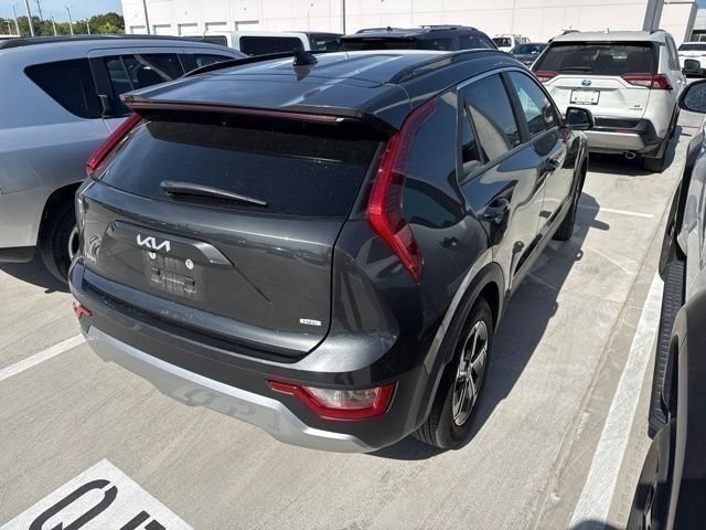 Used 2025 Gray Kia LX image 6