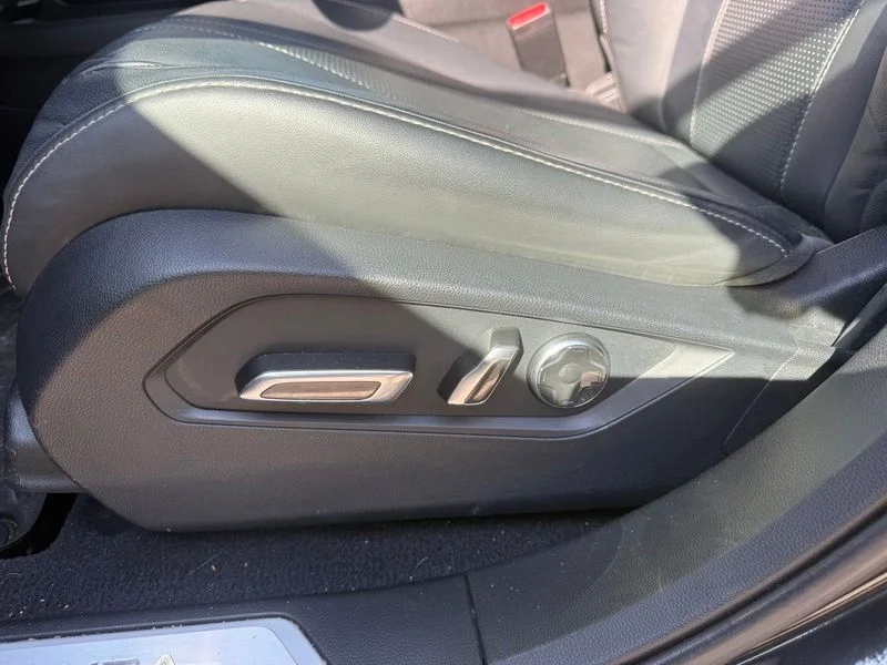 Used 2021  Acura Technology Package image 4