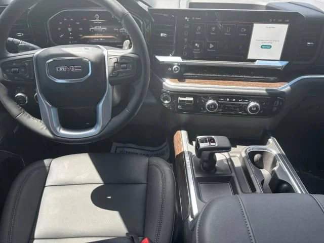 New 2026 Summit White GMC Elevation image 20