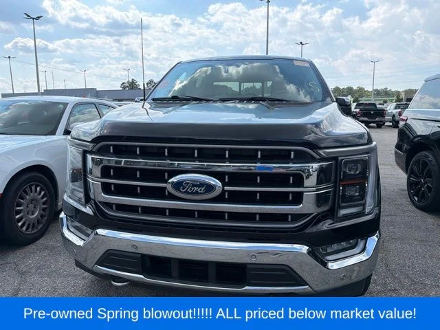 Used 2023 Black Ford Lariat image 2