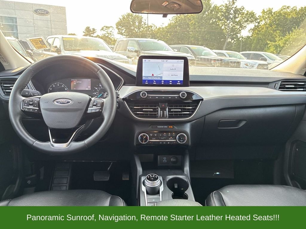 Used 2022 Silver Ford SEL image 18