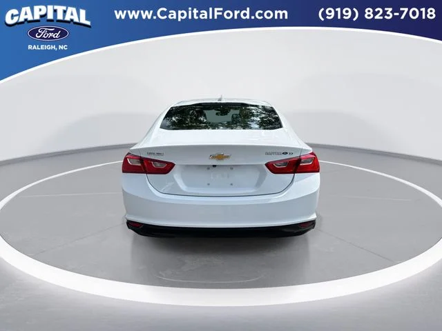 Used 2023 White Chevrolet LT image 7