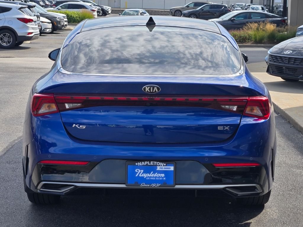 Used 2021 Sapphire Blue Kia EX image 12
