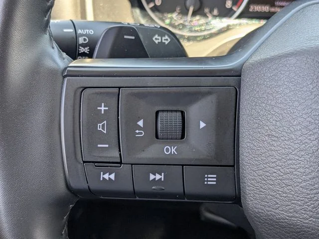 Used 2025 Gray Nissan SV image 22
