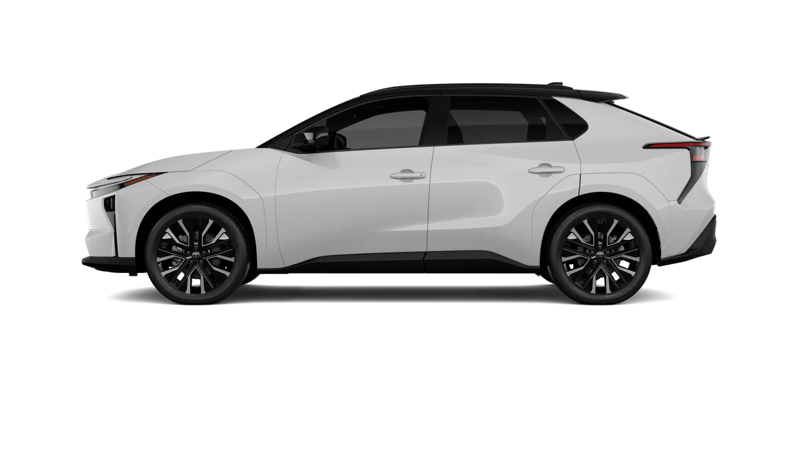 New 2026 Wind Chill Pearl with Midnight Black Metallic roof Toyota Limited image 79