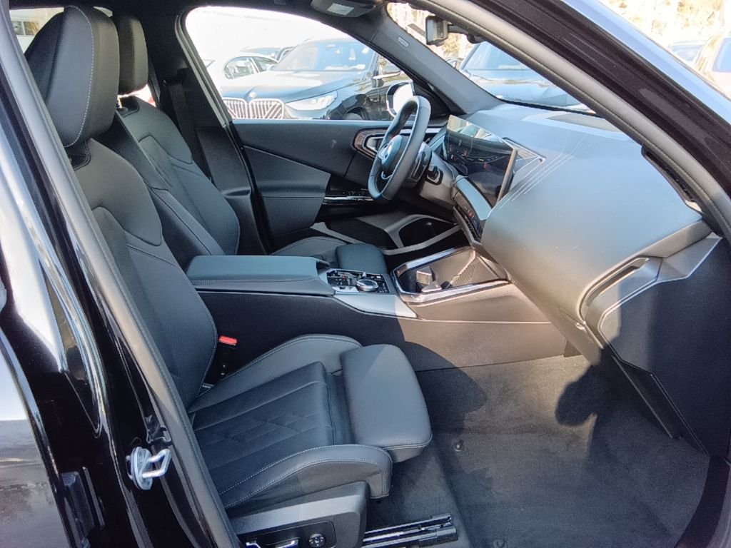 2026 BMW X3 30 - Photo 20