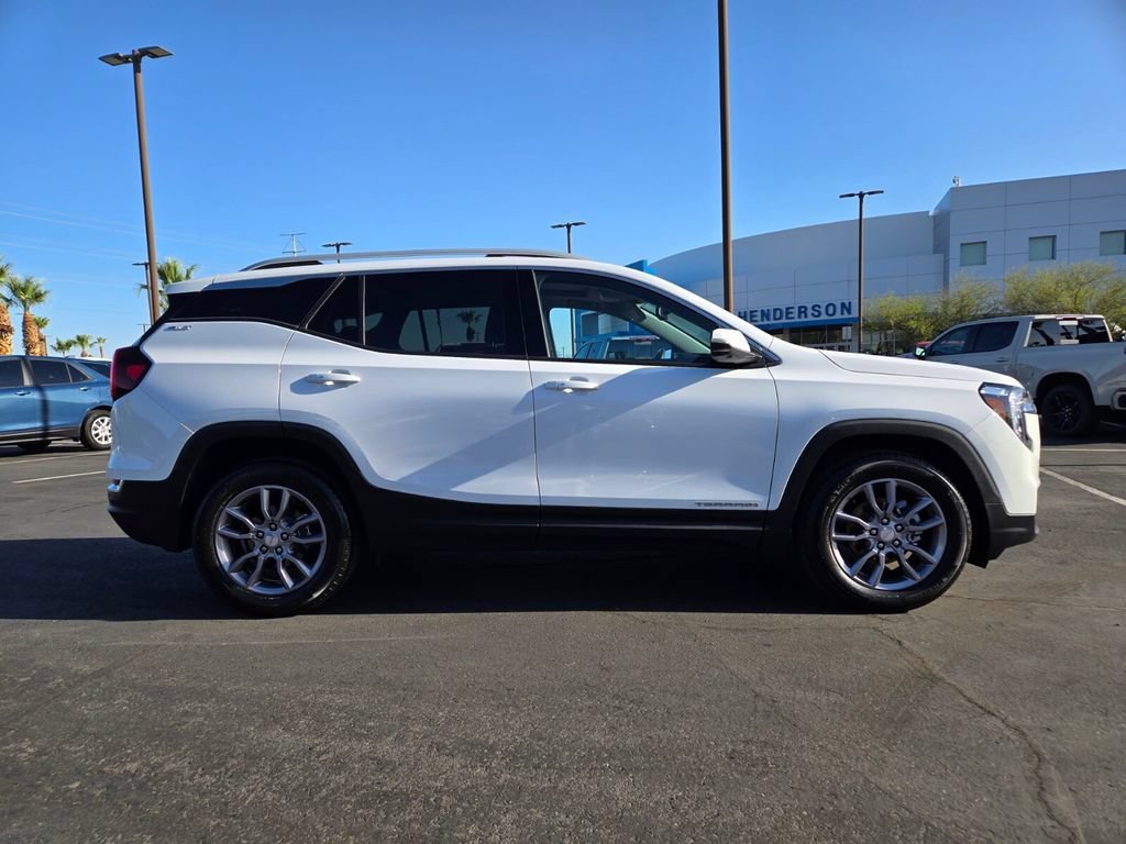 Used 2023 Summit White GMC SLT image 7