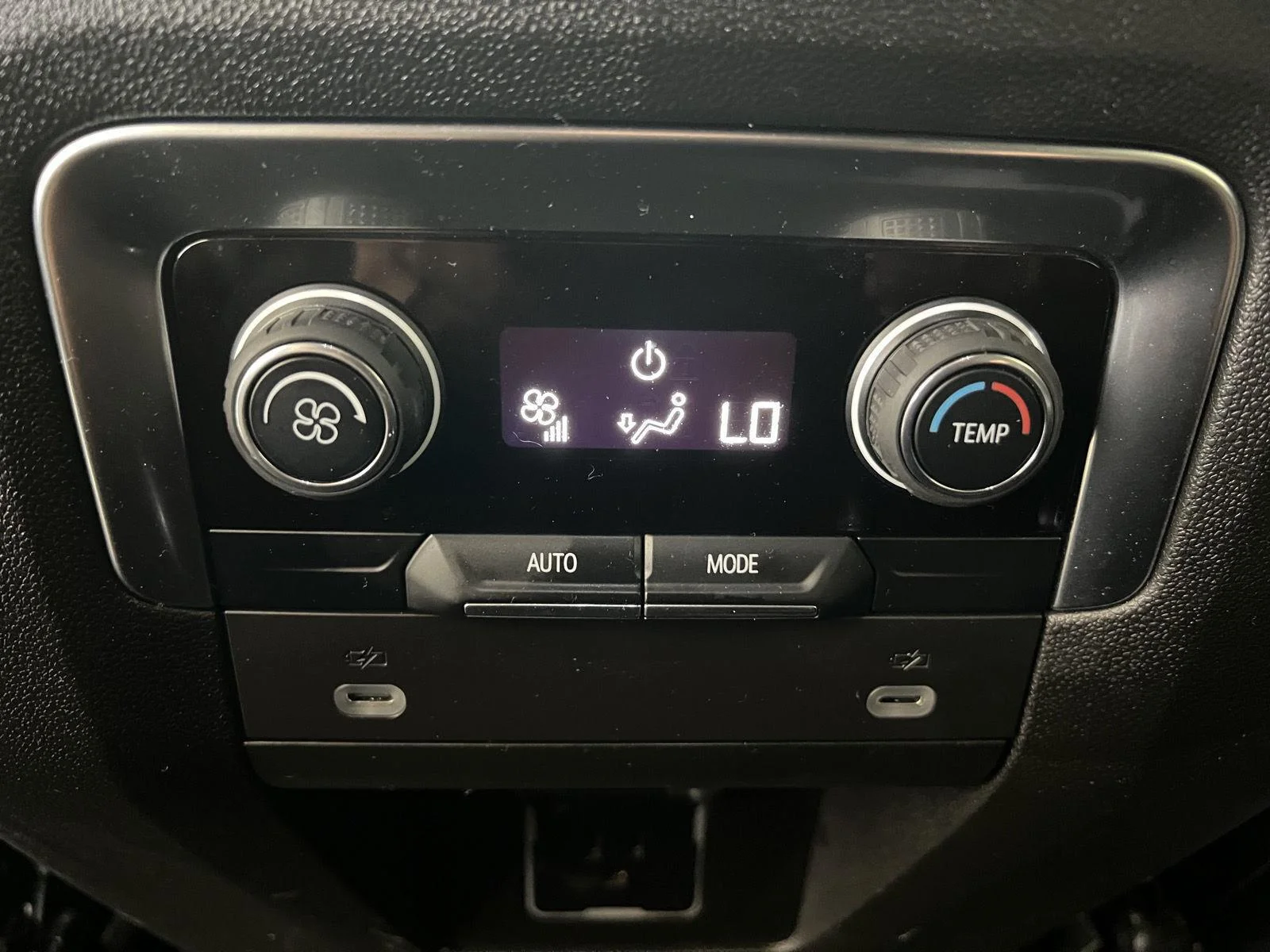Used 2024 Summit White Chevrolet LS image 19