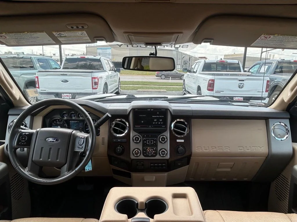 Used 2016 White Platinum Clearcoat Metallic Ford Lariat image 15