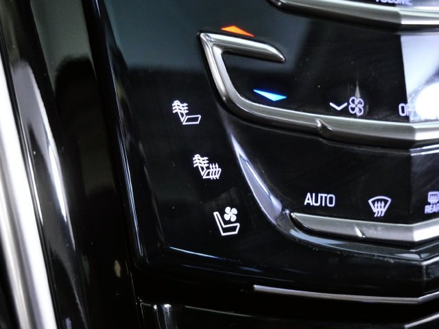 Certified Used 2019  Cadillac Premium Luxury image 24