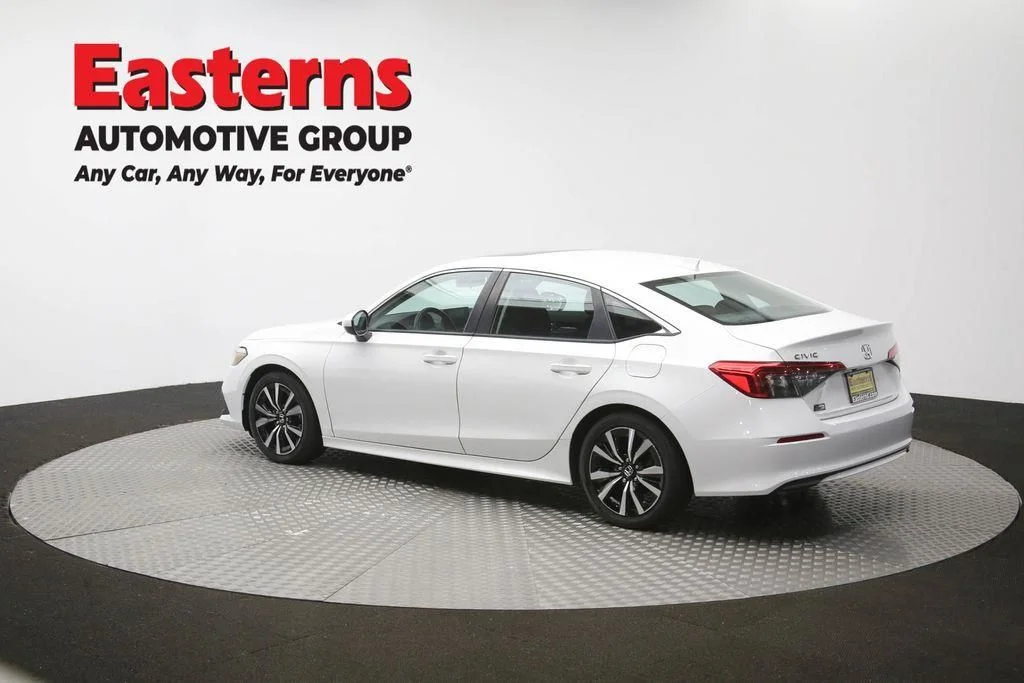 Used 2023 White Honda EX image 65