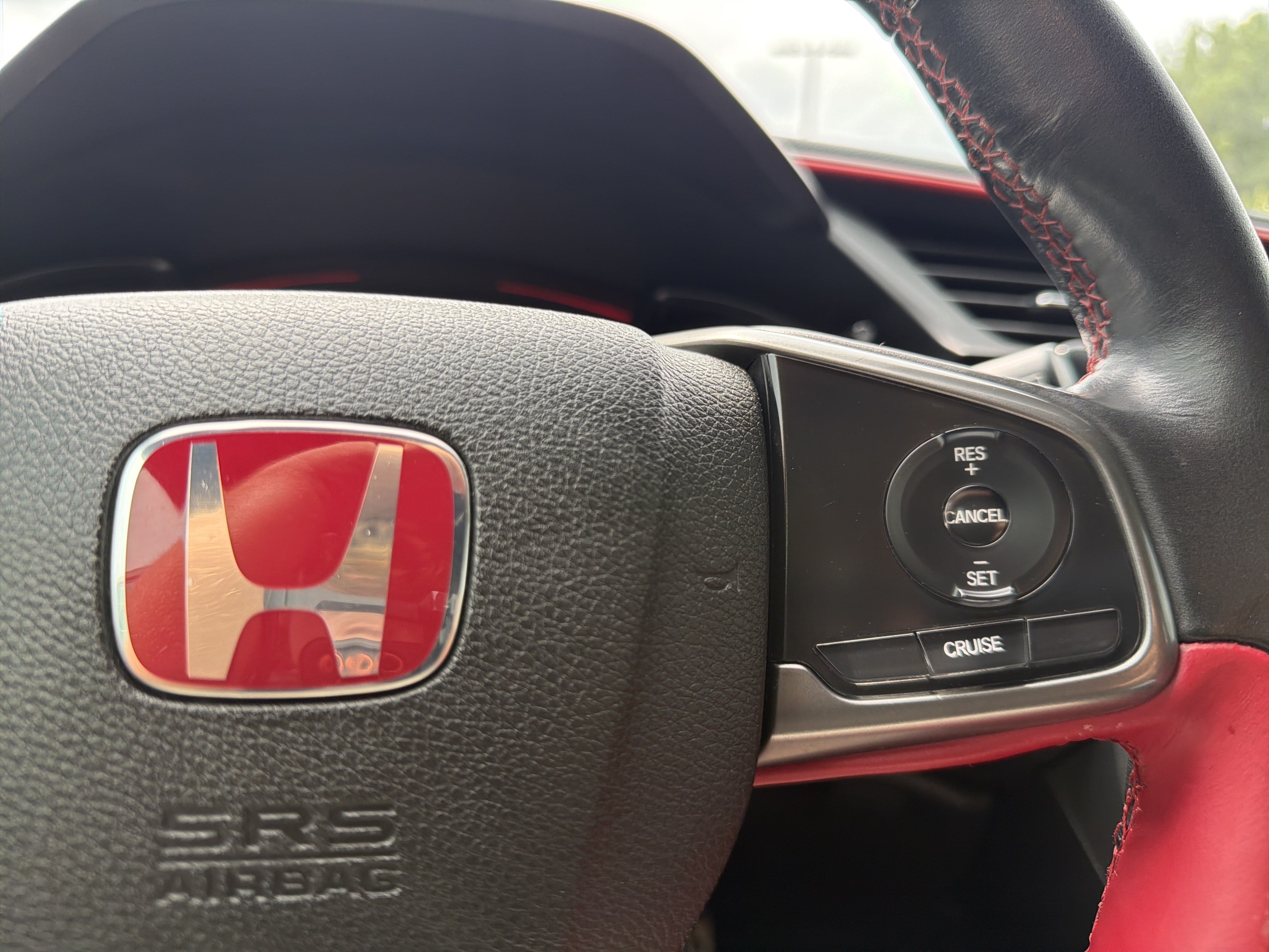 Used 2017 Crystal Black Pearl Honda Type R Touring image 9