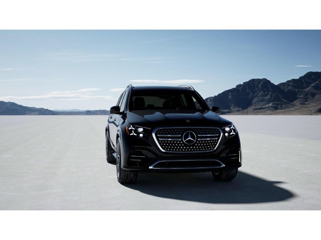 New 2027 Black Mercedes-Benz GLS 450 image 8