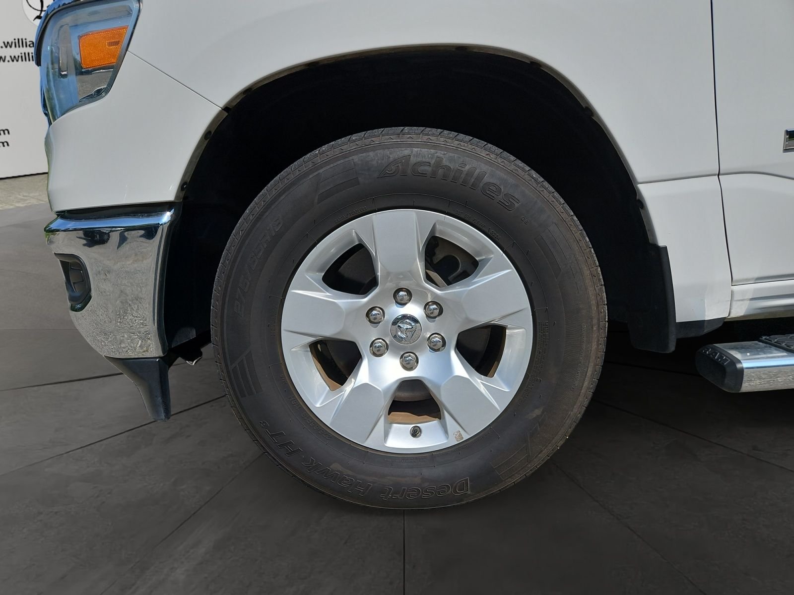 Used 2022 White Ram Big Horn/Lone Star image 14