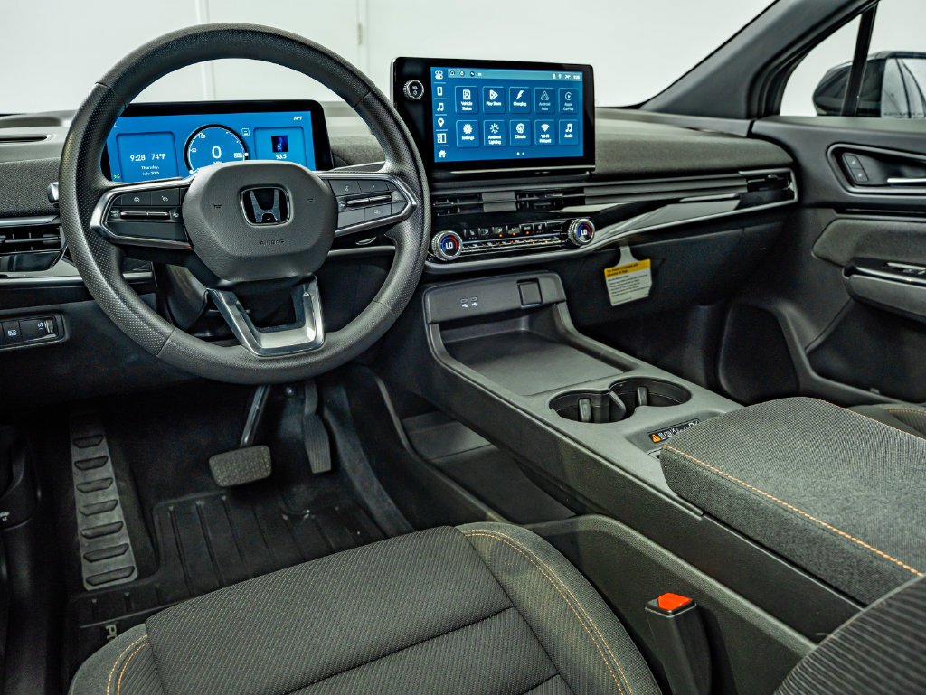 Used 2024 Snowfall Pearl Honda EX image 30