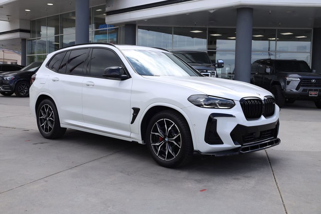 Used 2024 Alpine White BMW M40i image 8