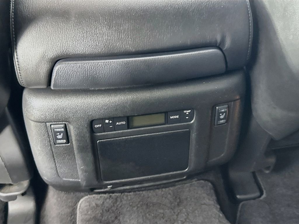 Used 2014 Liquid Platinum INFINITI Base image 32