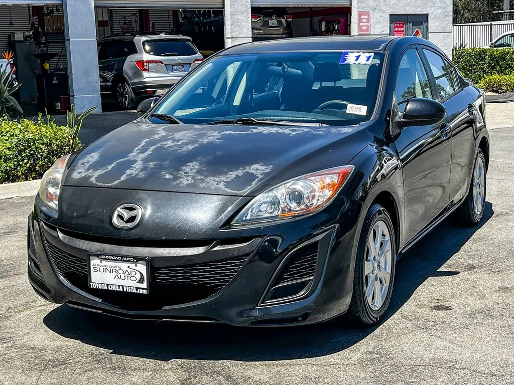 Used 2011 Black Mazda i Touring image 3
