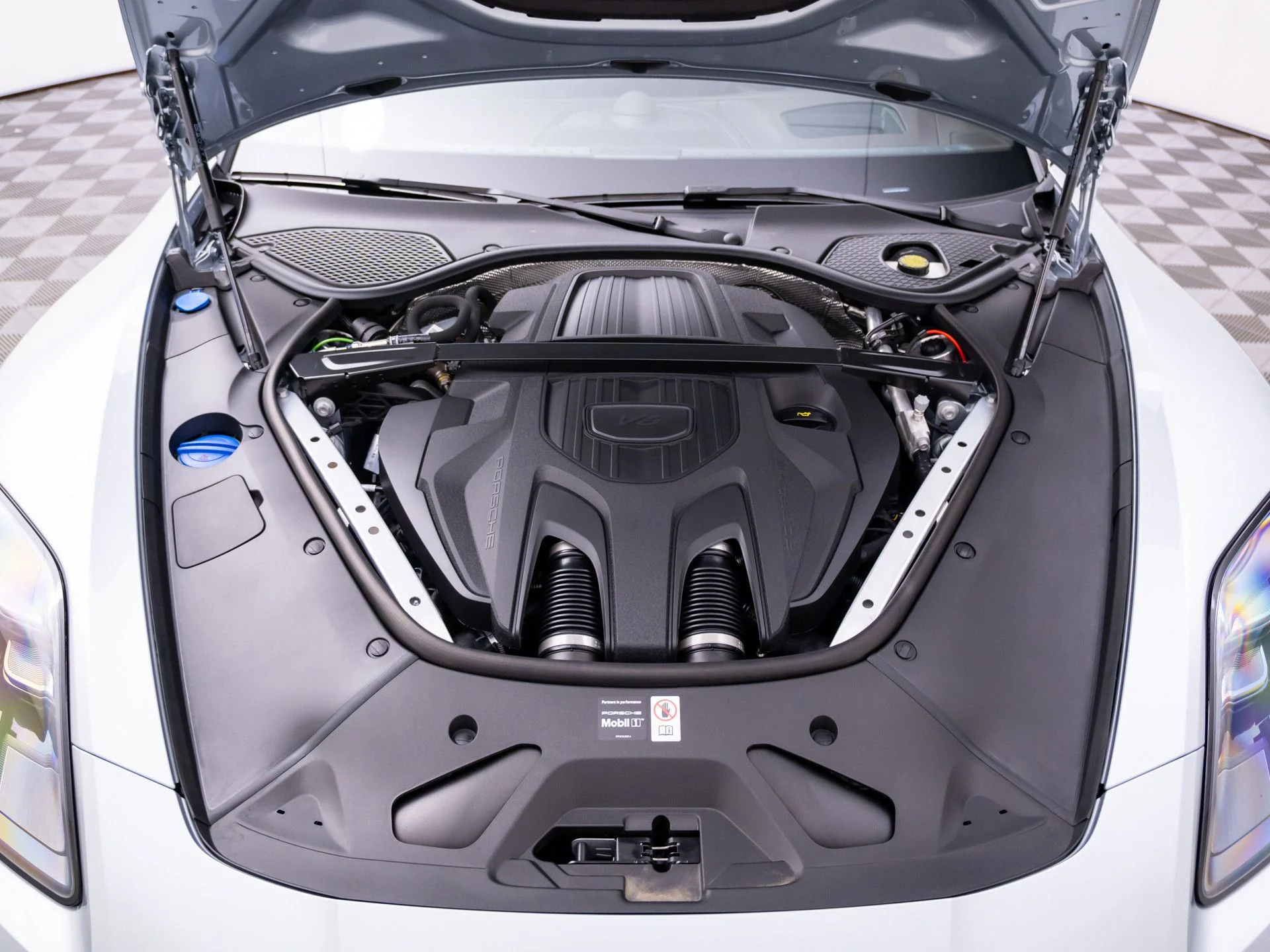 New 2026 Silver Porsche 4 image 30