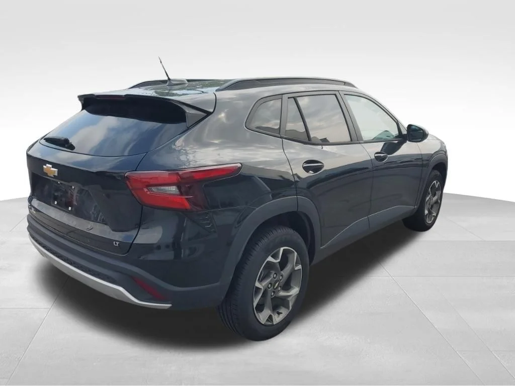 Used 2024 Black Chevrolet LT image 6