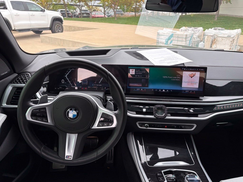 Used 2024 Gray BMW xDrive40i image 15