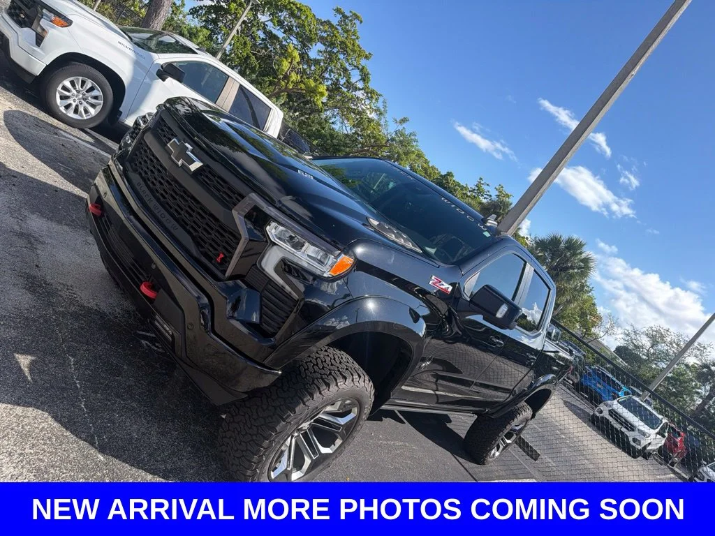 Used 2024 Black Chevrolet RST image 3