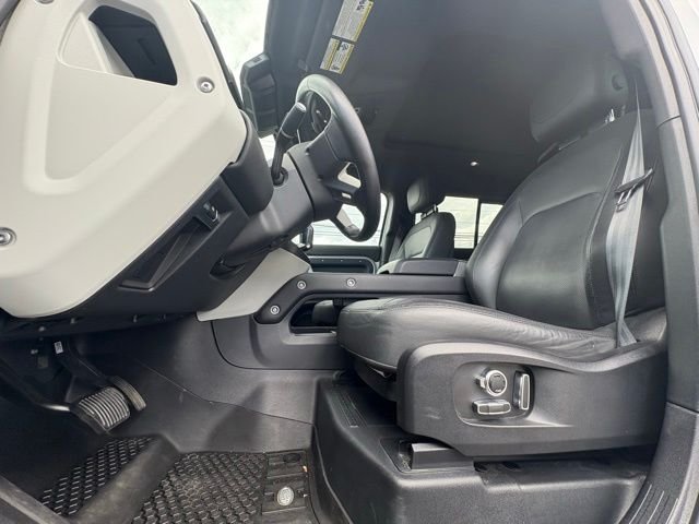 Certified Used 2023 Silver Land Rover X-Dynamic SE image 13