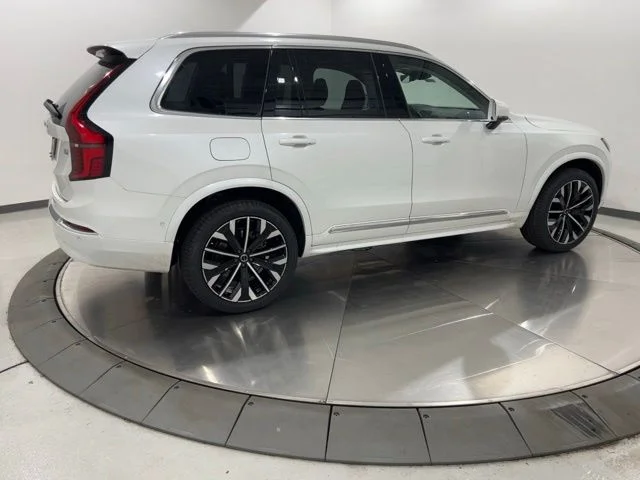 New 2026 Crystal White Volvo Ultra image 5