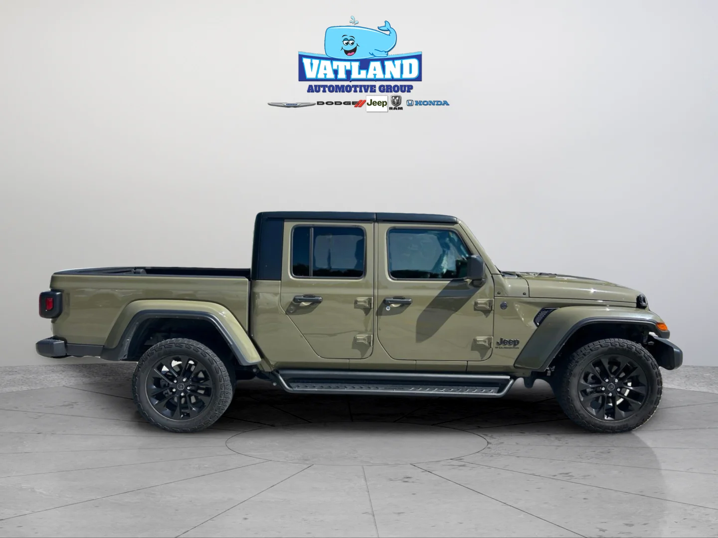 Used 2025 41 Jeep Nighthawk image 6