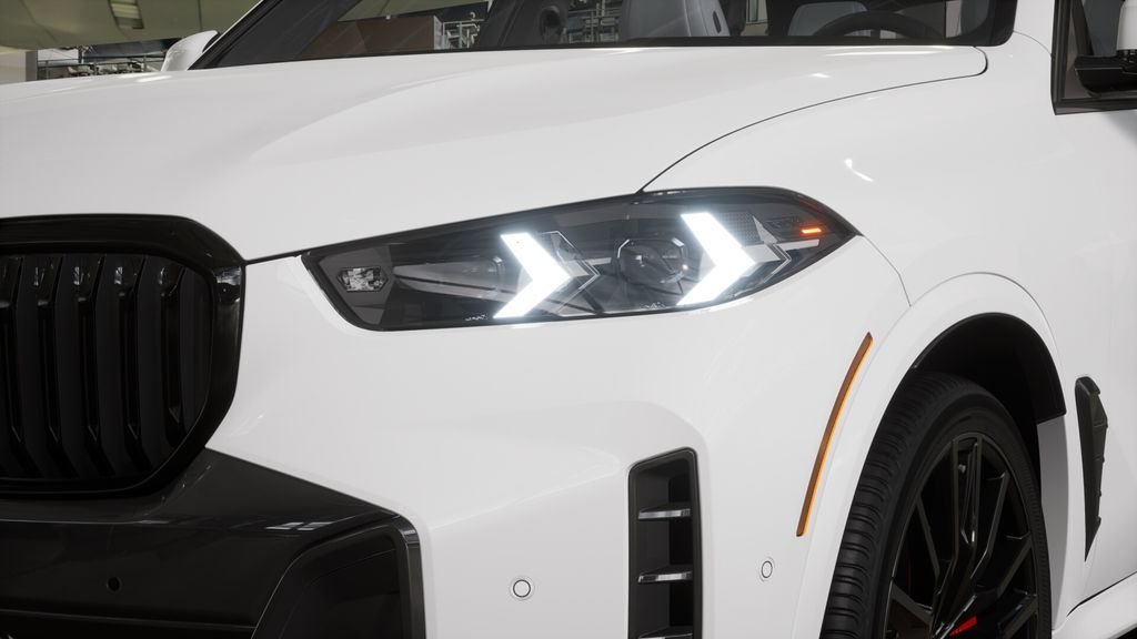 Used 2026 Alpine White BMW xDrive40i image 32