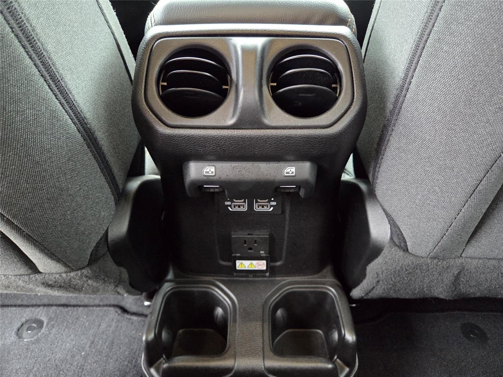 Used 2026 Bright White Clearcoat Jeep Sahara image 20