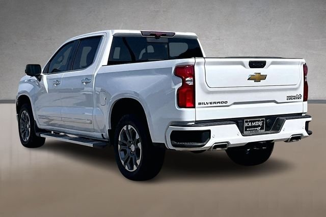 Used 2024 Beige Chevrolet High Country image 11