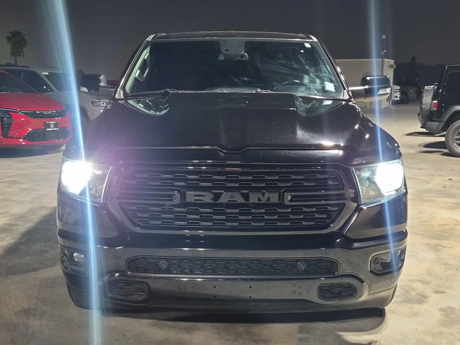 Certified Used 2022 Diamond Black Crystal Pearlcoat Ram Big Horn image 2