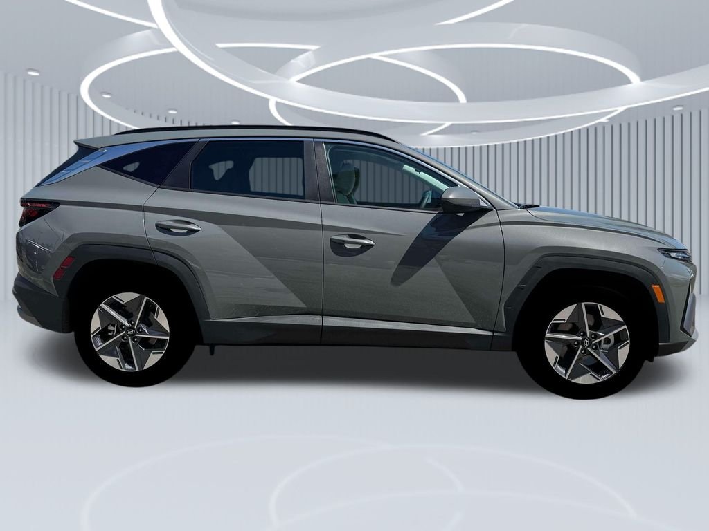 New 2026 Gray Hyundai SEL FWD image 28