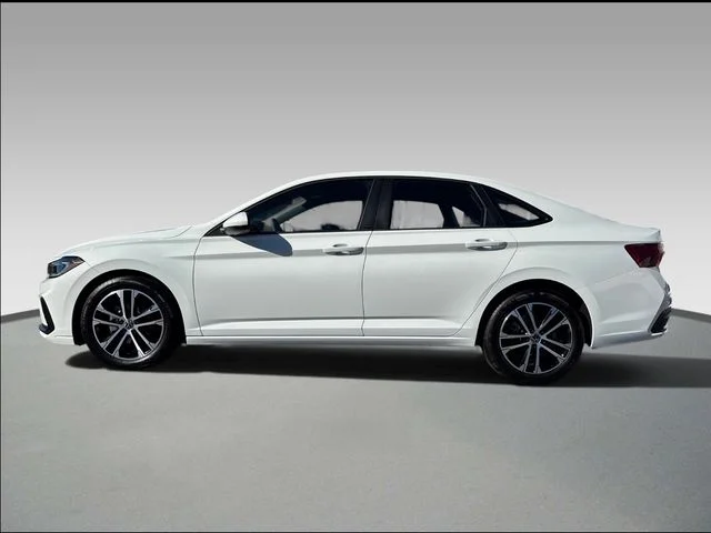Used 2026 Pure White Volkswagen 1.5T Sport image 3