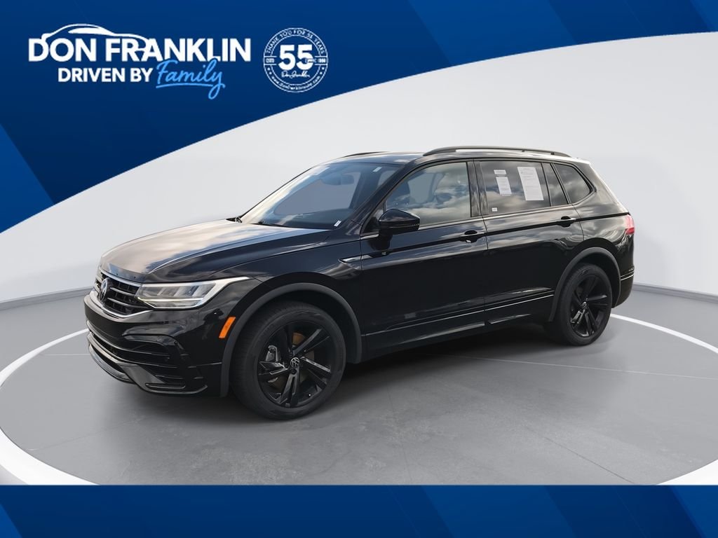 2023 Volkswagen Tiguan 2.0T SE R-Line Black 4Motion's photo