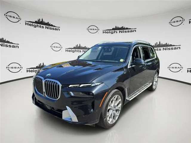 2025 BMW X7 xDrive40i