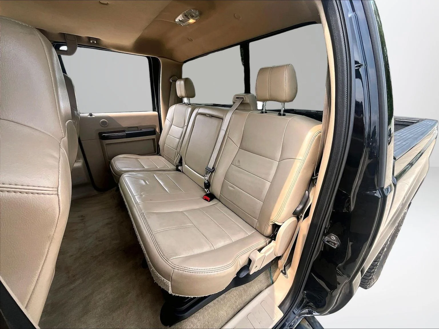 Used 2010 Black Ford Lariat image 24