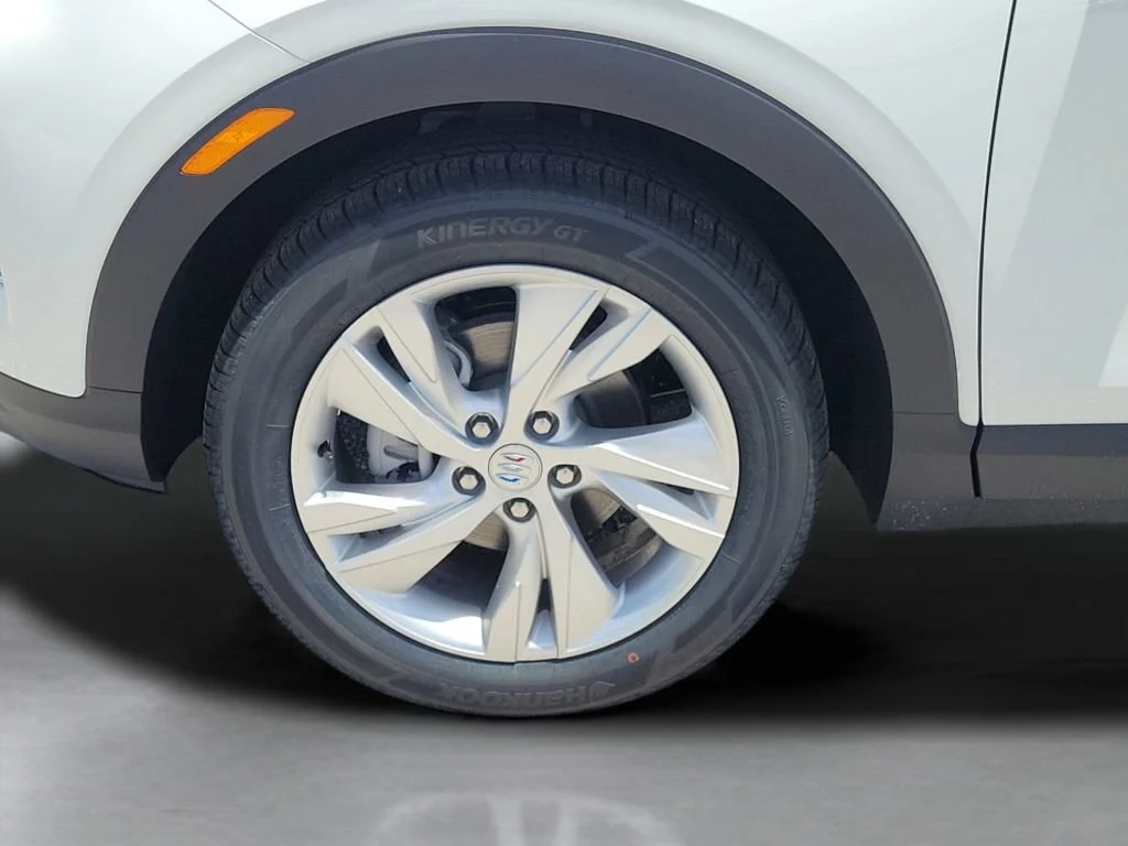 New 2026 Summit White Buick Preferred image 25
