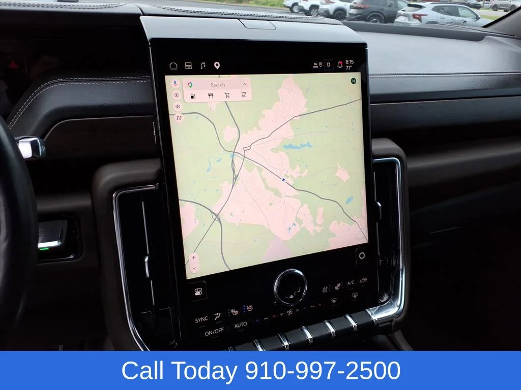 Used 2025 Summit White GMC Denali Ultimate image 15